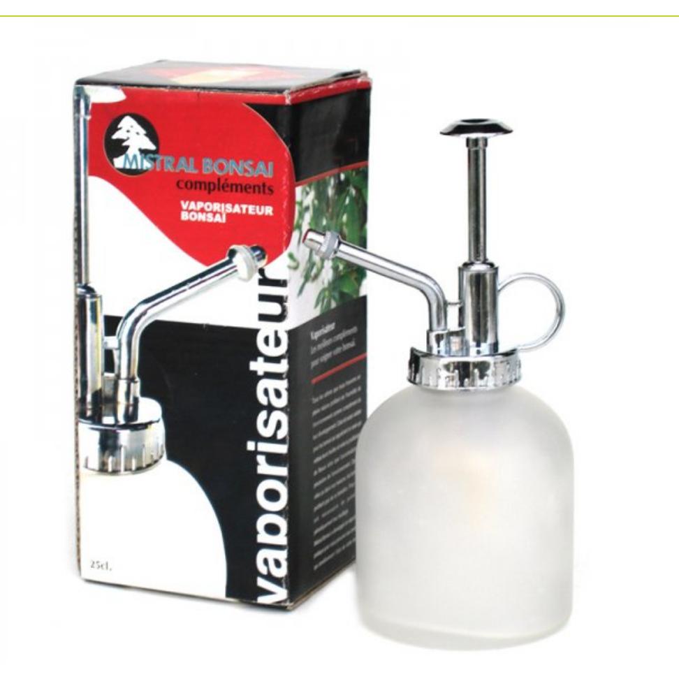 Glass spray bottle for bonsai and tillandsias