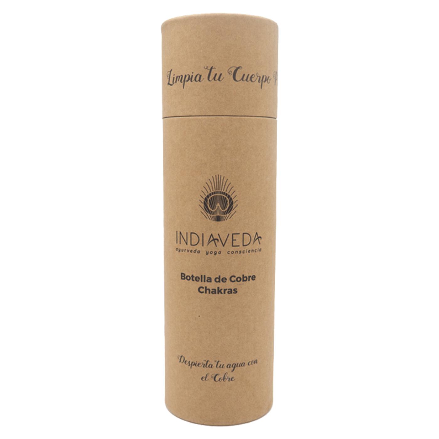 Miedziana butelka Chakras Indiaveda 900 ml