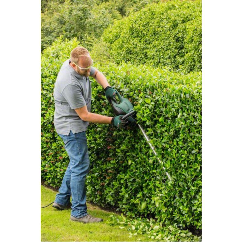 UniversalHedgeCut 50 Hedge Trimmer