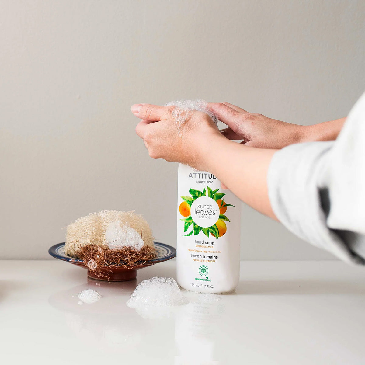 Savon pour les mains Super leaves à la fleur d'oranger et à l'eucalyptus, Attitude, 473 ml