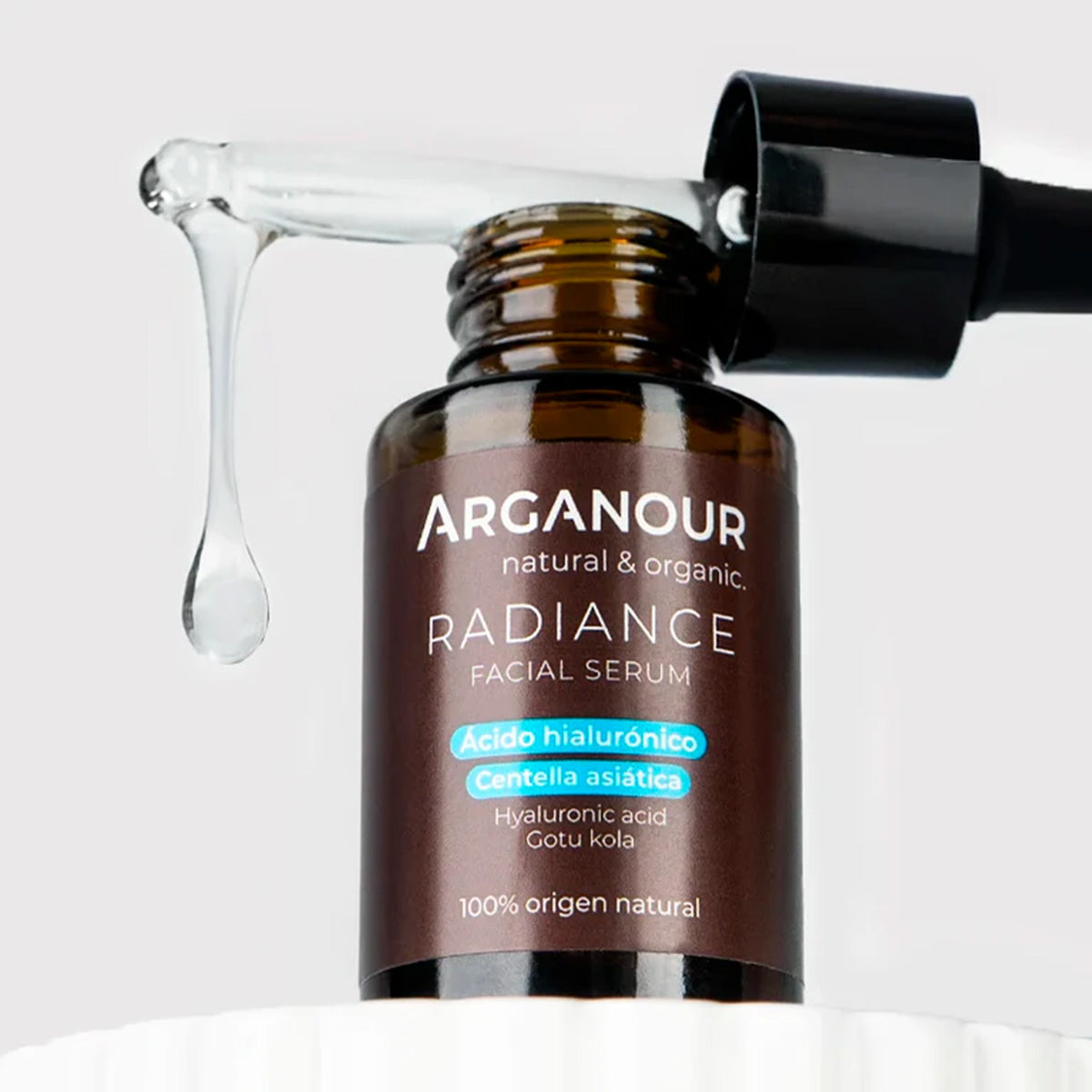 Ansiktsserum Radiance Hyaluronsyra och asiatisk centella Arganour 30 ml