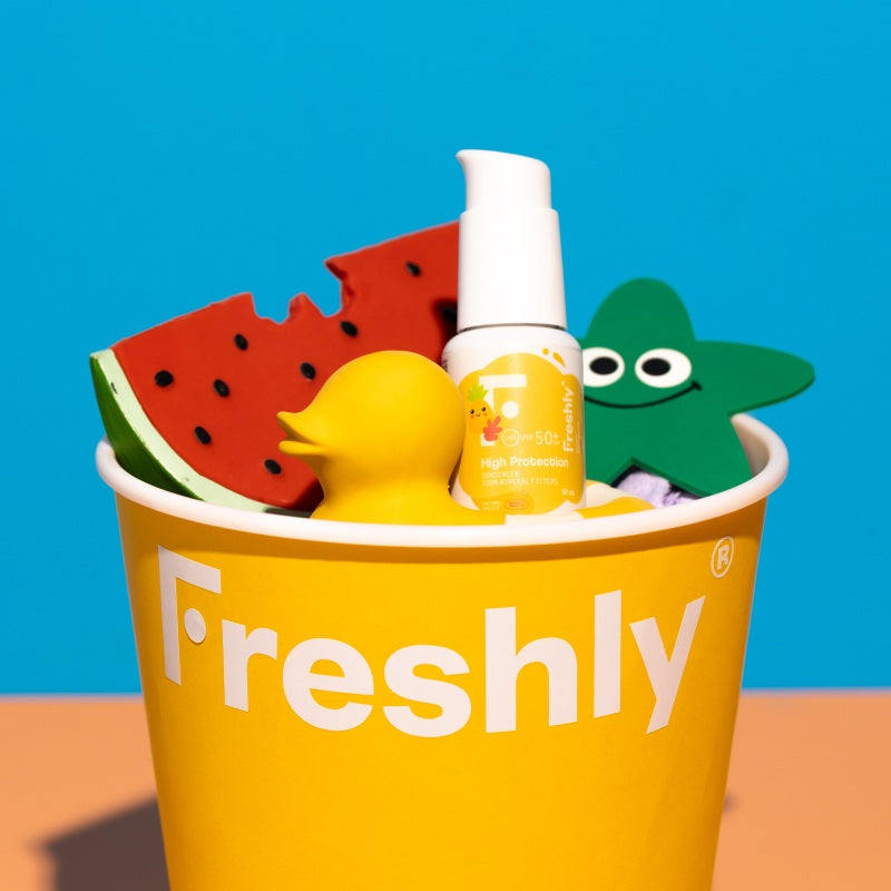 Krem przeciwsłoneczny o wysokim stopniu ochrony SPF 50+ Freshly Cosmetics WOW Size 100 ml