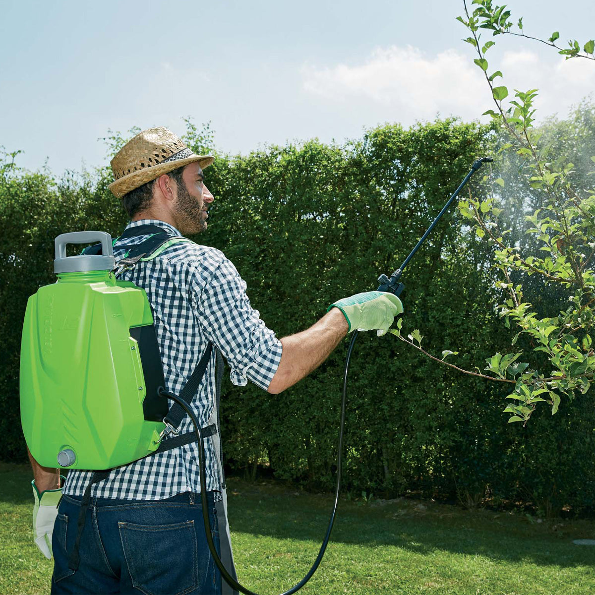 Plecakowy opryskiwacz akumulatorowy 8 l Verdemax