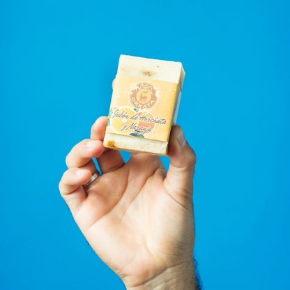 Naturalne mydło pomarańczowe z ekologicznym olejem z orzechów tigernut Mon Orxata 100 g